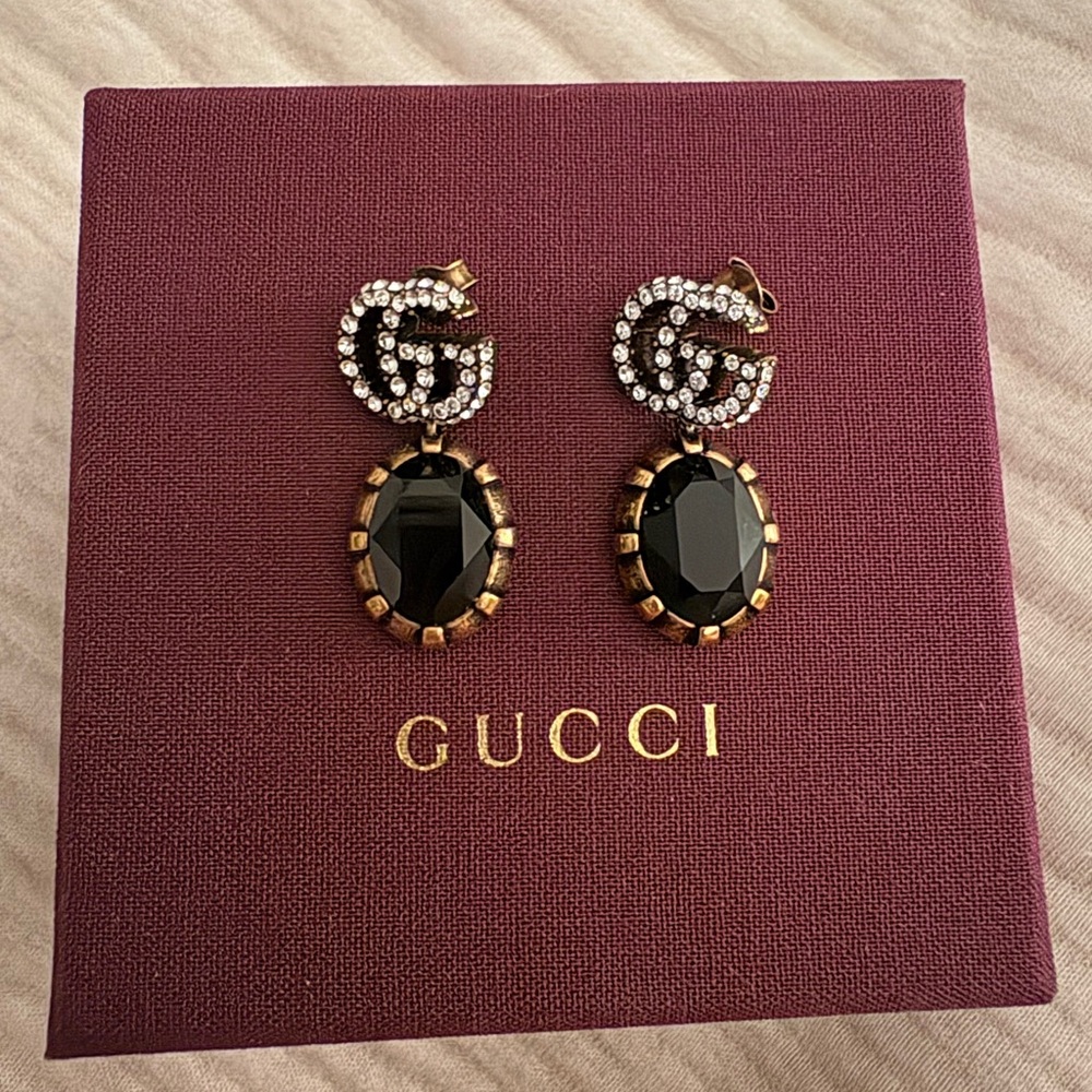 Gucci Black Crystal Knot Drop Earrings - Picture 4 of 6